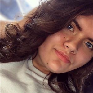 Meet your Posher, Aimee